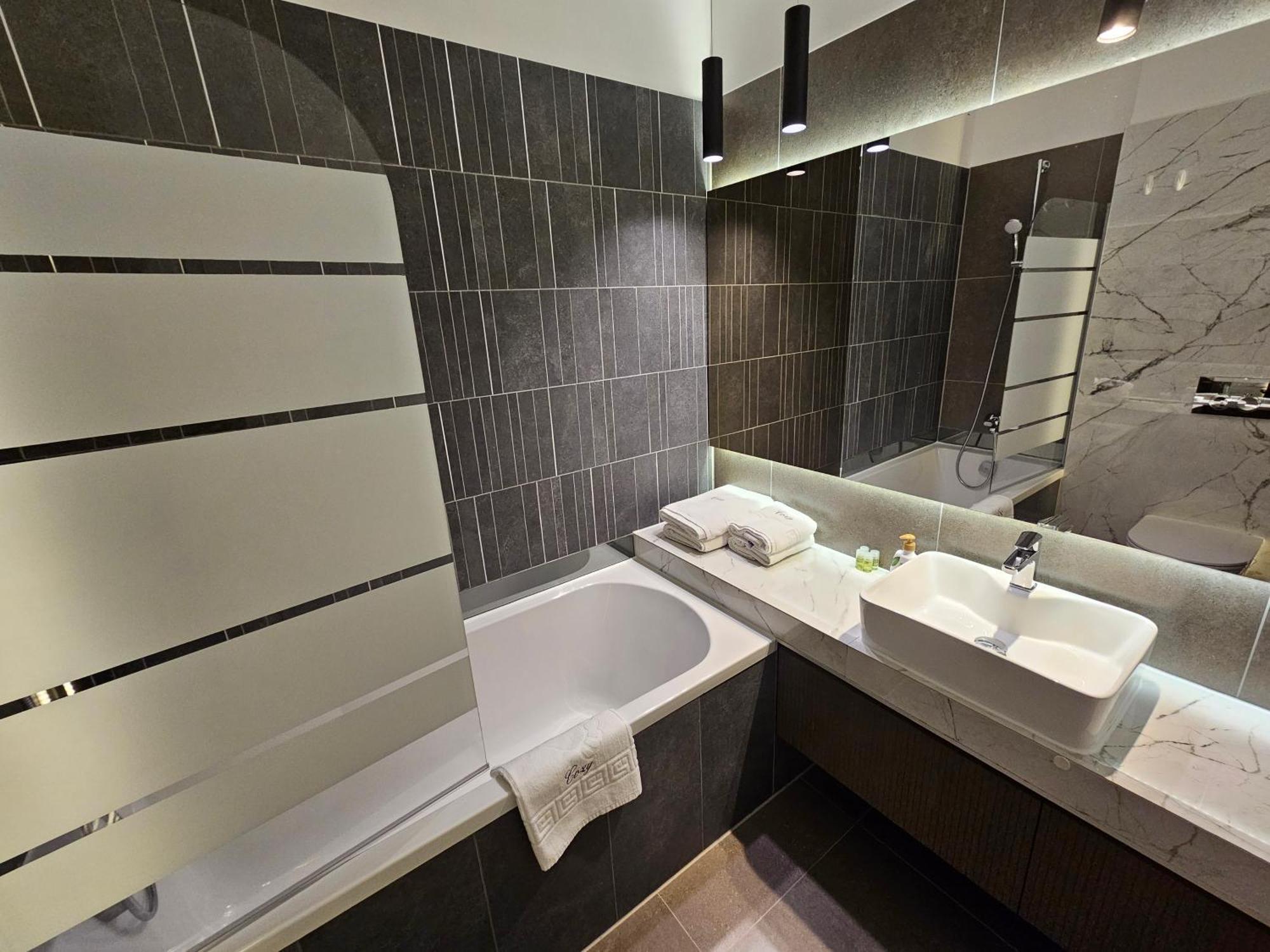 Apartment Urban Luxury Flats - Cozy At Coresi Mall #brasov